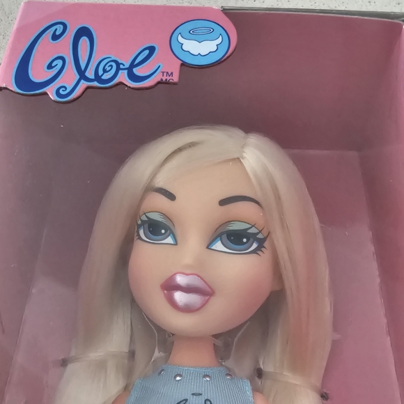 Bratz Doll 9.5" Full Size Blonde CLOE 20 Year Aniversary MGA Toy Christmas Gift - Picture 6 of 12
